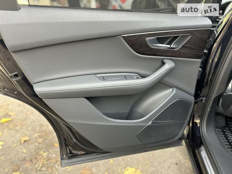 Внедорожник / Кроссовер Audi Q7 2020 в Львове
