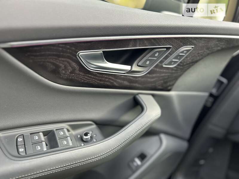 Внедорожник / Кроссовер Audi Q7 2020 в Львове