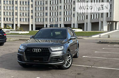 Позашляховик / Кросовер Audi Q7 2018 в Львові