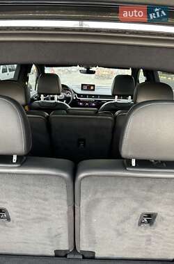 Позашляховик / Кросовер Audi Q7 2019 в Чернівцях