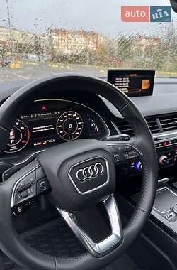 Позашляховик / Кросовер Audi Q7 2019 в Чернівцях