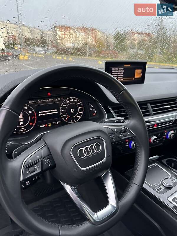 Внедорожник / Кроссовер Audi Q7 2019 в Черновцах