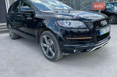 Внедорожник / Кроссовер Audi Q7 2015 в 