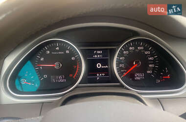 Внедорожник / Кроссовер Audi Q7 2015 в 