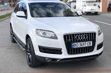 Внедорожник / Кроссовер Audi Q7 2010 в 