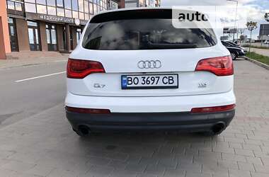 Внедорожник / Кроссовер Audi Q7 2010 в 