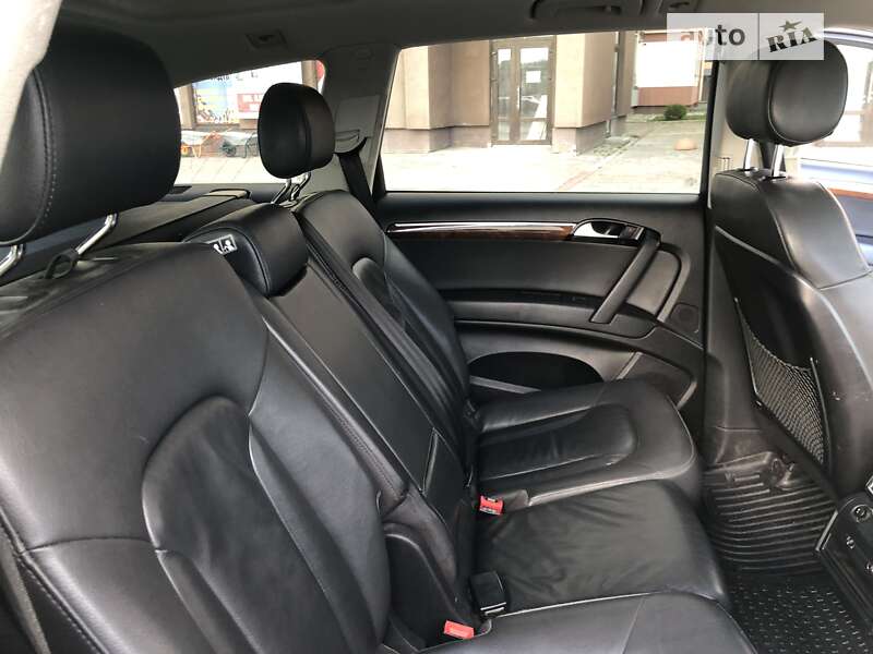 Внедорожник / Кроссовер Audi Q7 2010 в Тернополе