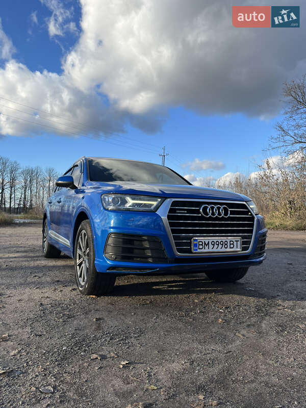 Внедорожник / Кроссовер Audi Q7 2016 в Сумах