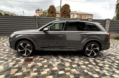 Внедорожник / Кроссовер Audi Q7 2019 в 
