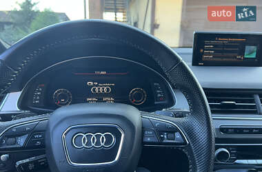 Внедорожник / Кроссовер Audi Q7 2016 в 