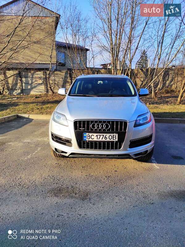 Внедорожник / Кроссовер Audi Q7 2014 в 