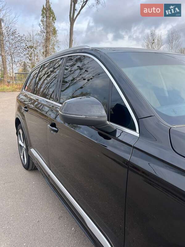 Внедорожник / Кроссовер Audi Q7 2021 в Львове