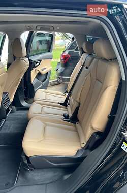 Внедорожник / Кроссовер Audi Q7 2021 в 