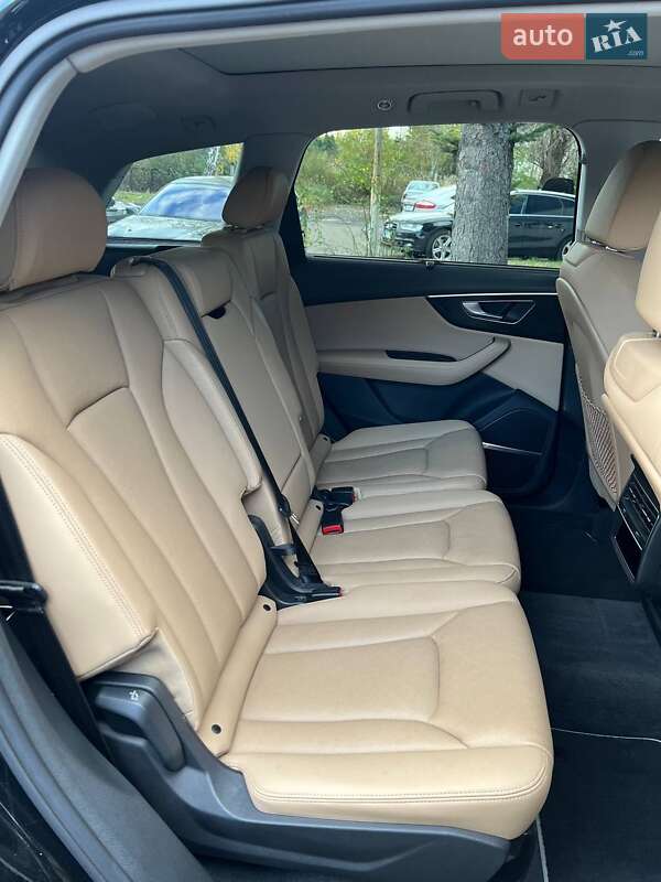 Внедорожник / Кроссовер Audi Q7 2021 в Львове