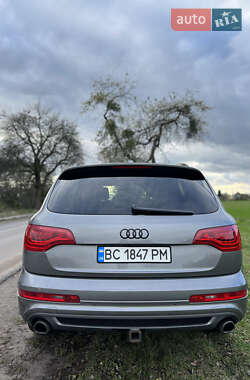 Внедорожник / Кроссовер Audi Q7 2014 в 