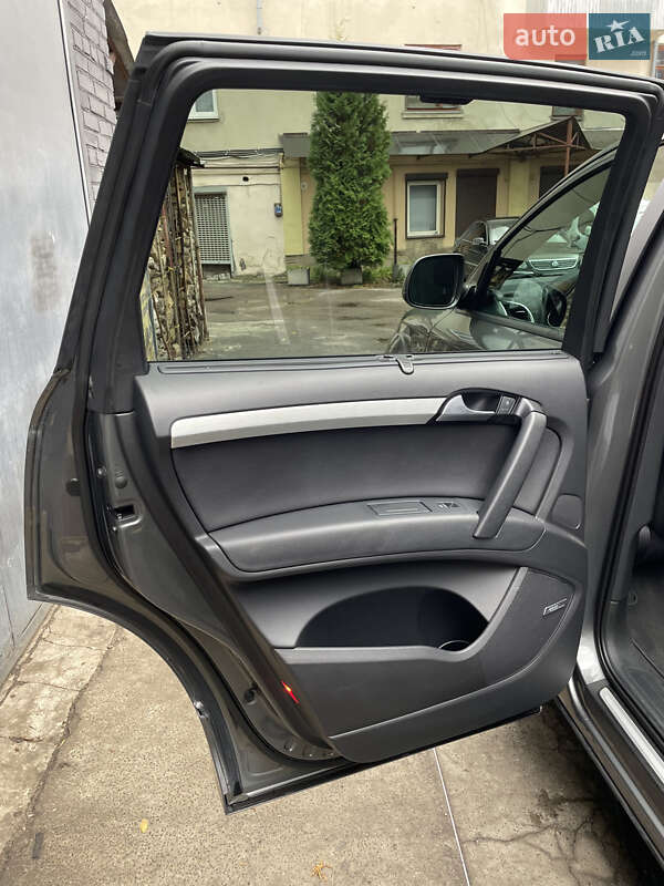 Внедорожник / Кроссовер Audi Q7 2014 в Львове