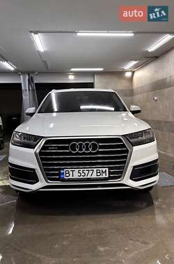 Audi Q7 2015