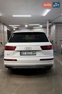 Внедорожник / Кроссовер Audi Q7 2015 в Одессе