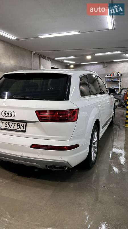 Внедорожник / Кроссовер Audi Q7 2015 в Одессе