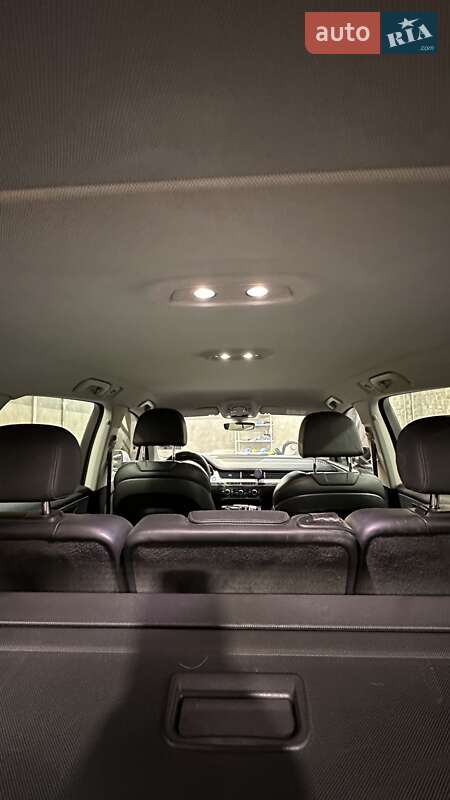 Внедорожник / Кроссовер Audi Q7 2015 в Одессе