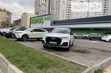 Позашляховик / Кросовер Audi Q7 2021 в Києві