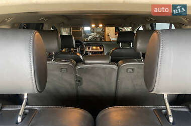 Внедорожник / Кроссовер Audi Q7 2006 в 