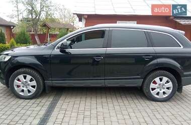 Внедорожник / Кроссовер Audi Q7 2009 в 