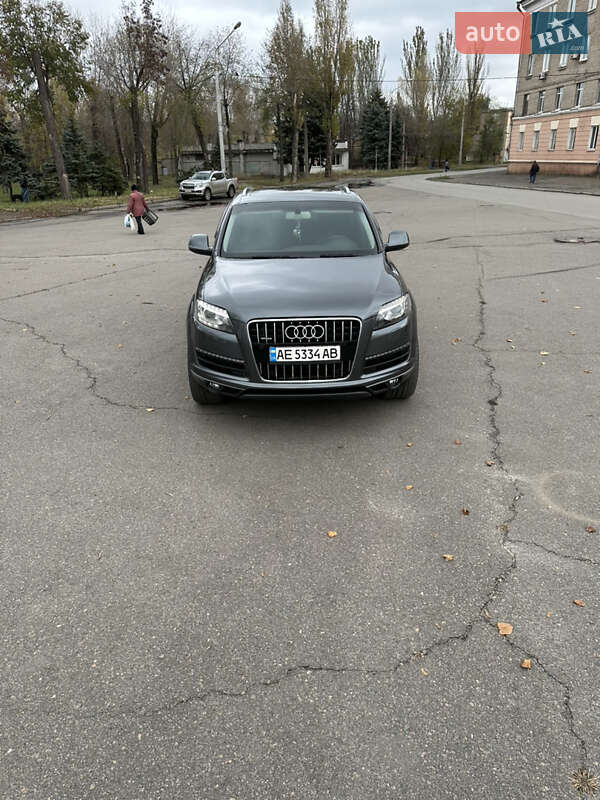Внедорожник / Кроссовер Audi Q7 2012 в Кривом Роге