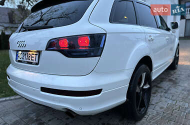 Внедорожник / Кроссовер Audi Q7 2009 в 