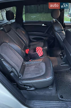 Внедорожник / Кроссовер Audi Q7 2009 в 