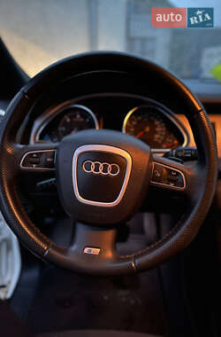 Внедорожник / Кроссовер Audi Q7 2009 в 