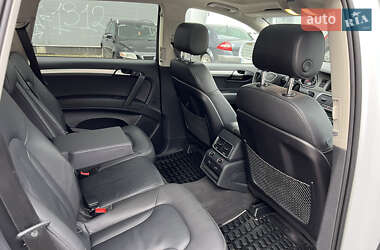 Внедорожник / Кроссовер Audi Q7 2014 в 