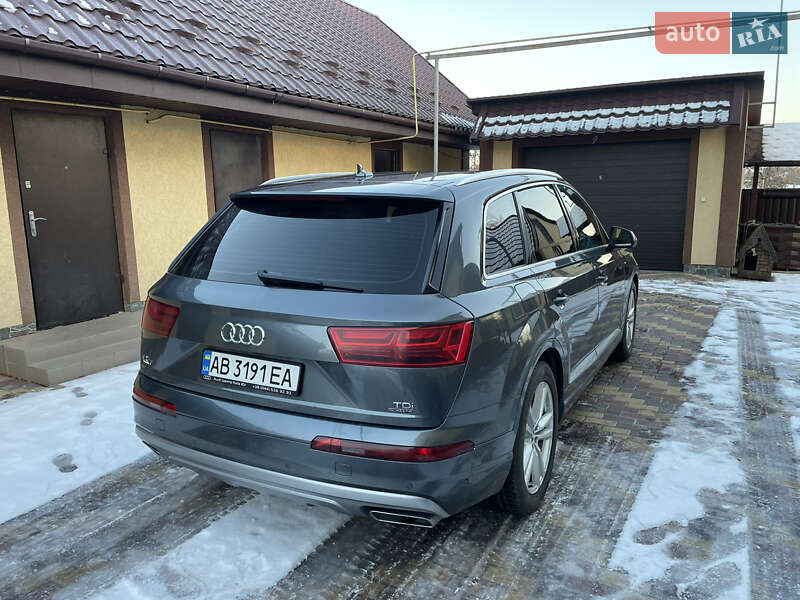 Внедорожник / Кроссовер Audi Q7 2015 в Виннице