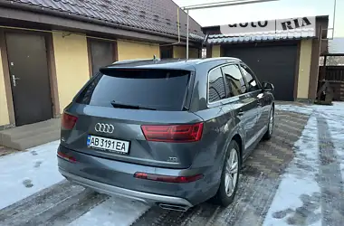 Audi Q7 2015