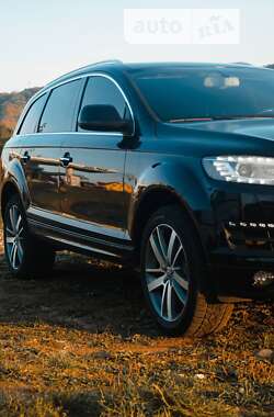 Позашляховик / Кросовер Audi Q7 2013 в Івано-Франківську