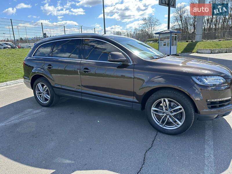 Внедорожник / Кроссовер Audi Q7 2013 в Львове
