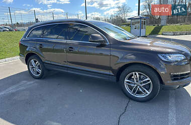 Внедорожник / Кроссовер Audi Q7 2013 в 