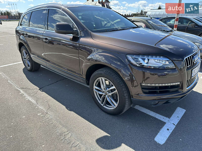 Внедорожник / Кроссовер Audi Q7 2013 в Львове