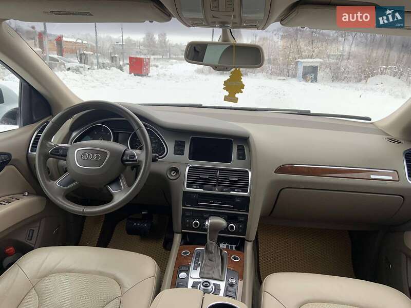 Позашляховик / Кросовер Audi Q7 2012 в Тернополі