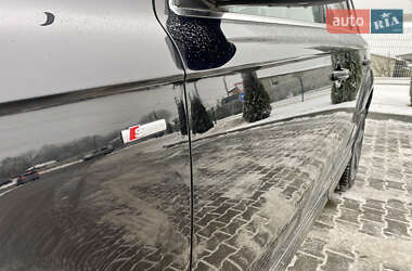 Позашляховик / Кросовер Audi Q7 2012 в 