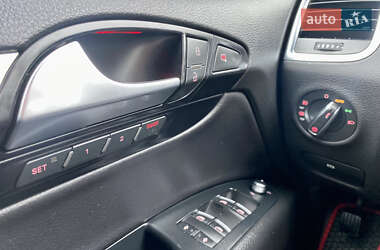 Позашляховик / Кросовер Audi Q7 2012 в 