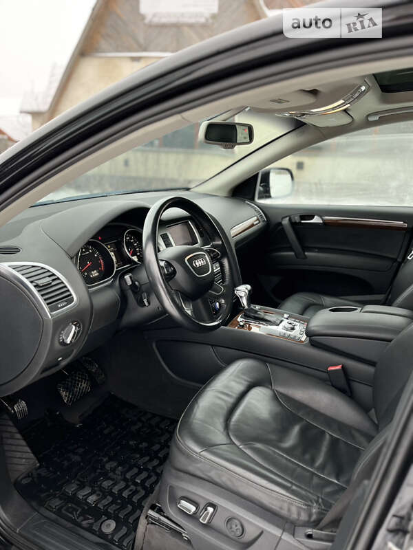 Внедорожник / Кроссовер Audi Q7 2013 в Богородчанах