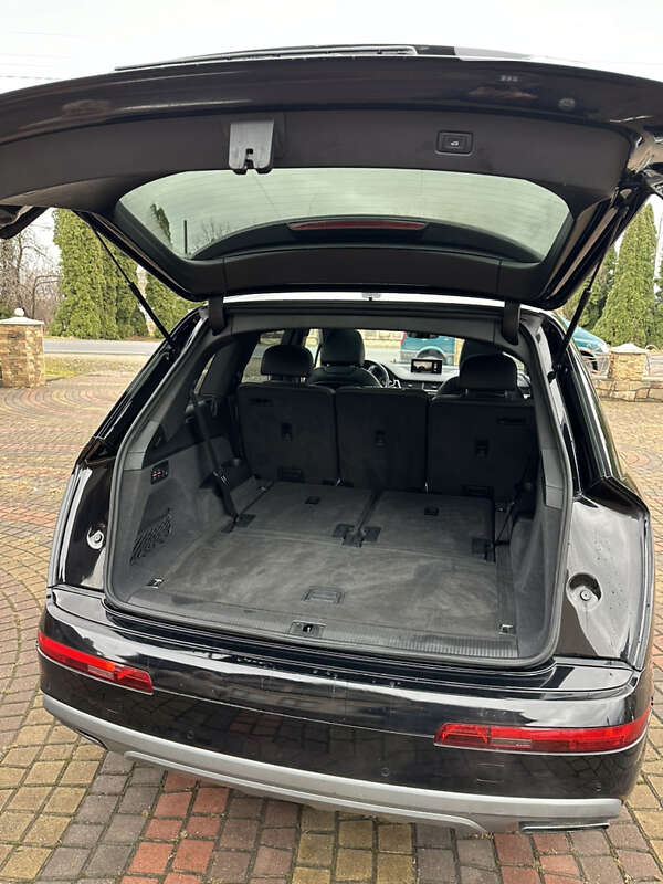 Внедорожник / Кроссовер Audi Q7 2015 в Косове