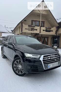 Внедорожник / Кроссовер Audi Q7 2015 в Яремче