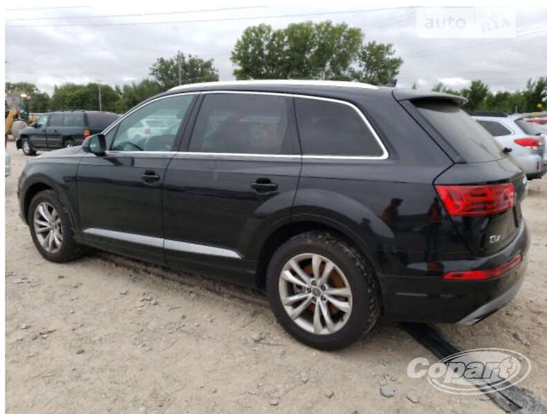 Внедорожник / Кроссовер Audi Q7 2015 в Косове