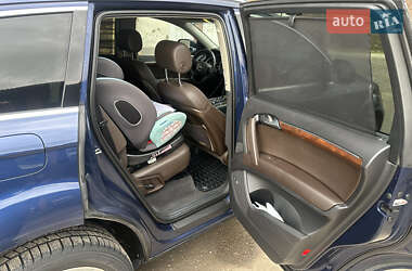 Позашляховик / Кросовер Audi Q7 2012 в 