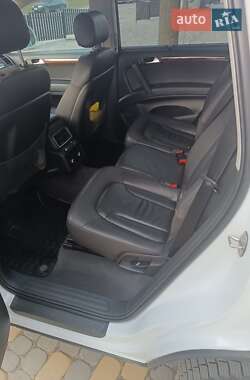 Внедорожник / Кроссовер Audi Q7 2015 в Тернополе