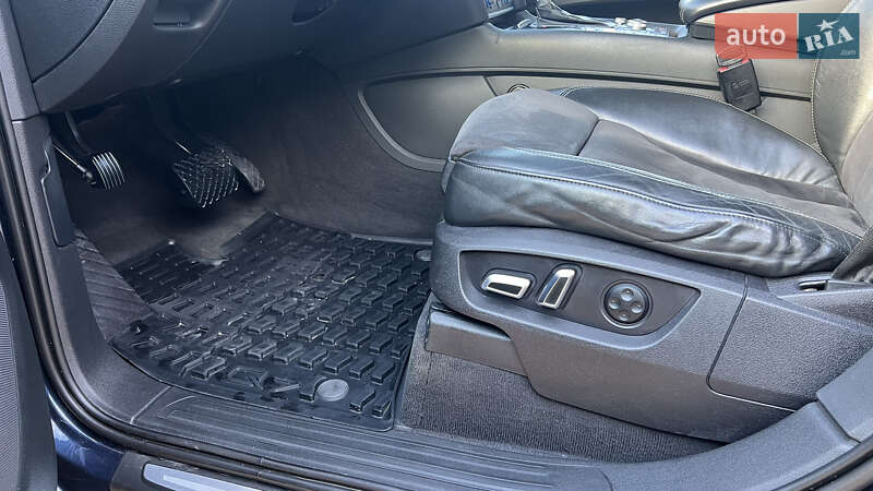 Внедорожник / Кроссовер Audi Q7 2013 в Каменец-Подольском