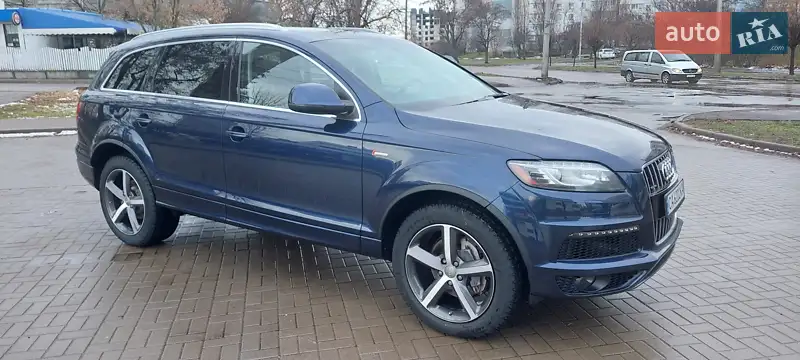 Позашляховик / Кросовер Audi Q7 2014 в 