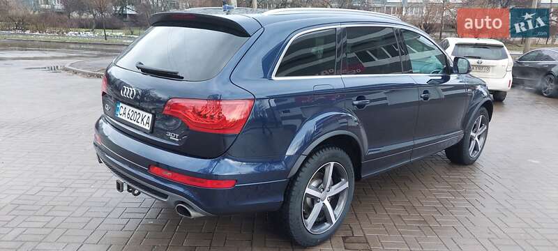Внедорожник / Кроссовер Audi Q7 2014 в Черкассах